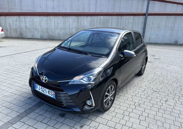 Toyota Yaris cena 49900 przebieg: 44000, rok produkcji 2019 z Brzeg małe 277